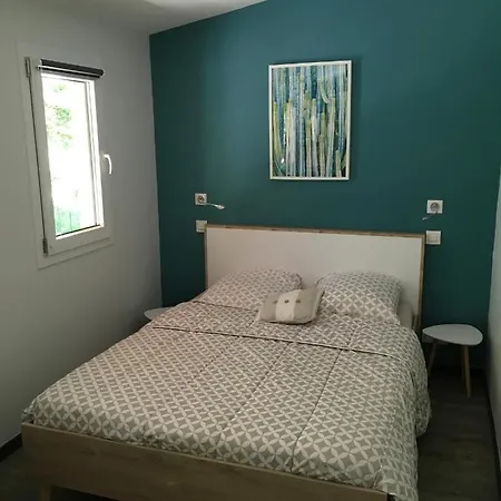 Holiday home Maison & 14 Pers Avec Piscine Privee Securisee