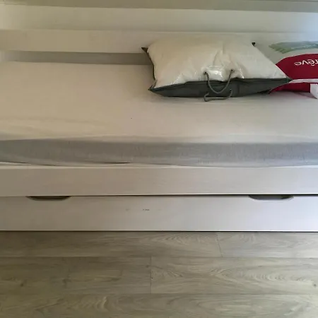 Holiday home Maison & 14 Pers Avec Piscine Privee Securisee