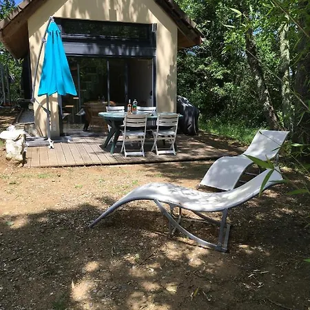 Holiday home Maison & 14 Pers Avec Piscine Privee Securisee Sampzon